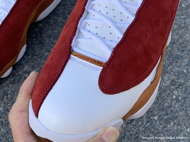 Official Maikesneakers 